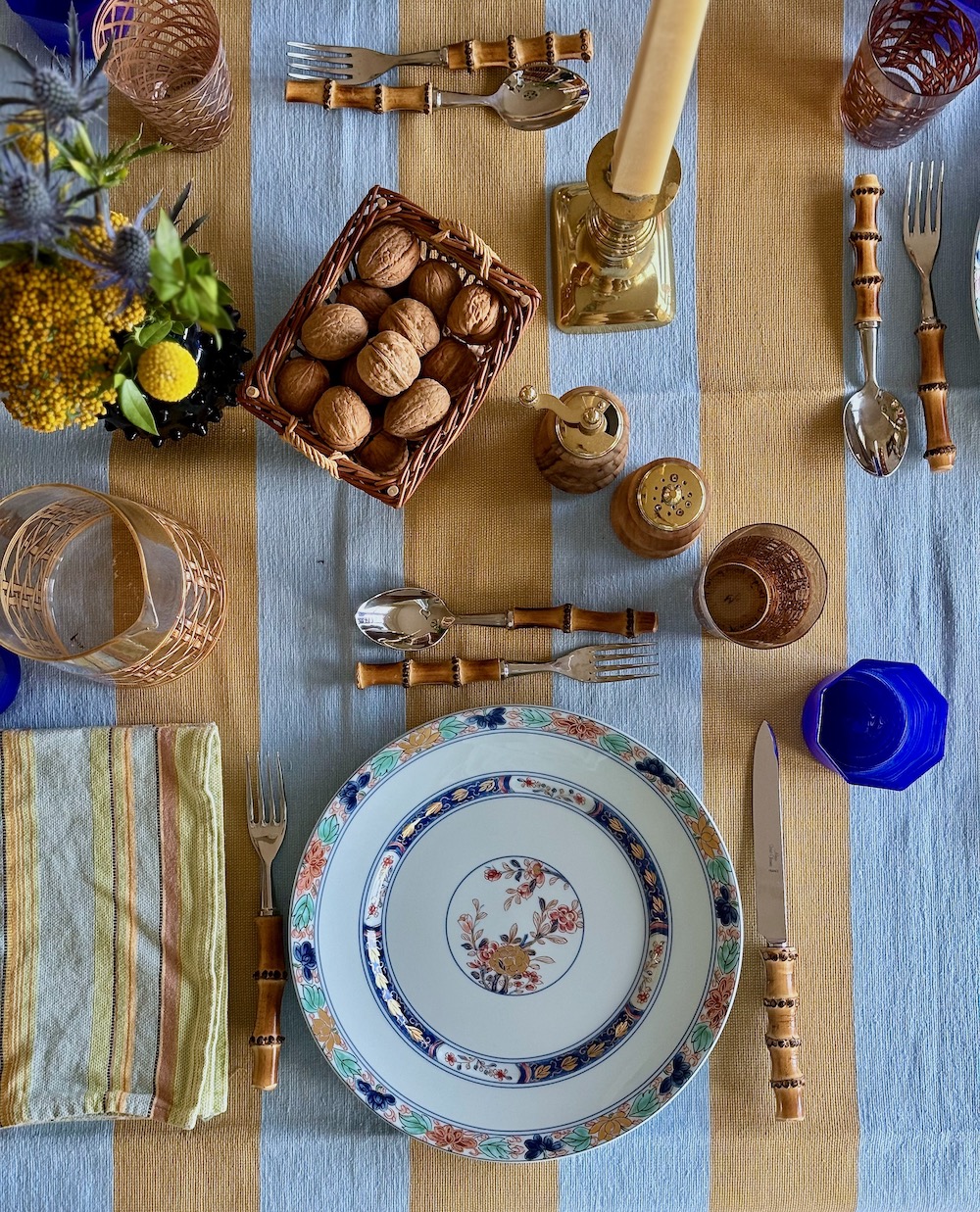 Thanksgiving table with Quintessence