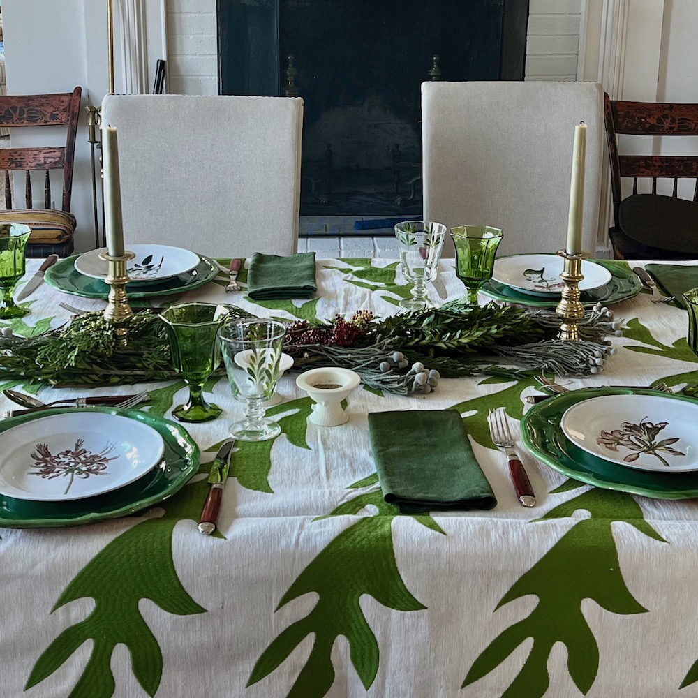 Quintessence Exotic leaf tablecloth