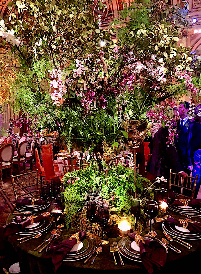 Craig & Co Orchid Dinner table