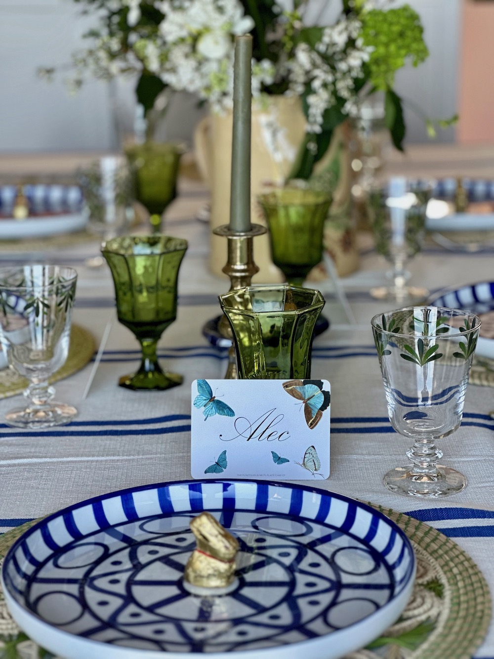 Easter table via Quintessence site