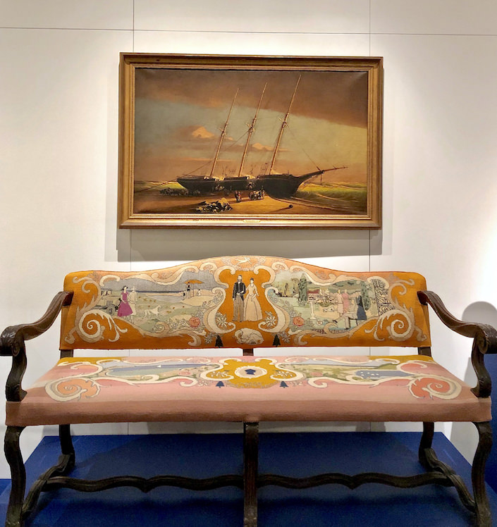 Nantucket settee in the NHA loan exhibit at the 2019 Winter Show